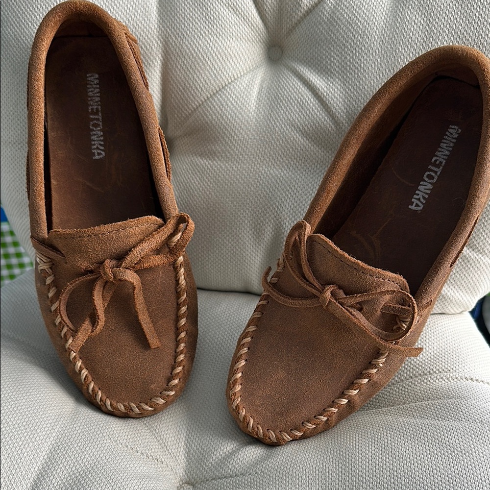 Minnetonka Brown Suede Moccasins